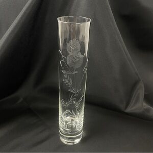 Stylesetter Handcut Mouth Blown Crystal Rsecut Bud Vase